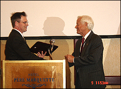 IDEOA President Mark Henry presents Mr. Peter Bensinger with Lifetime Achievement Award