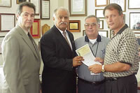 photo - check presentation