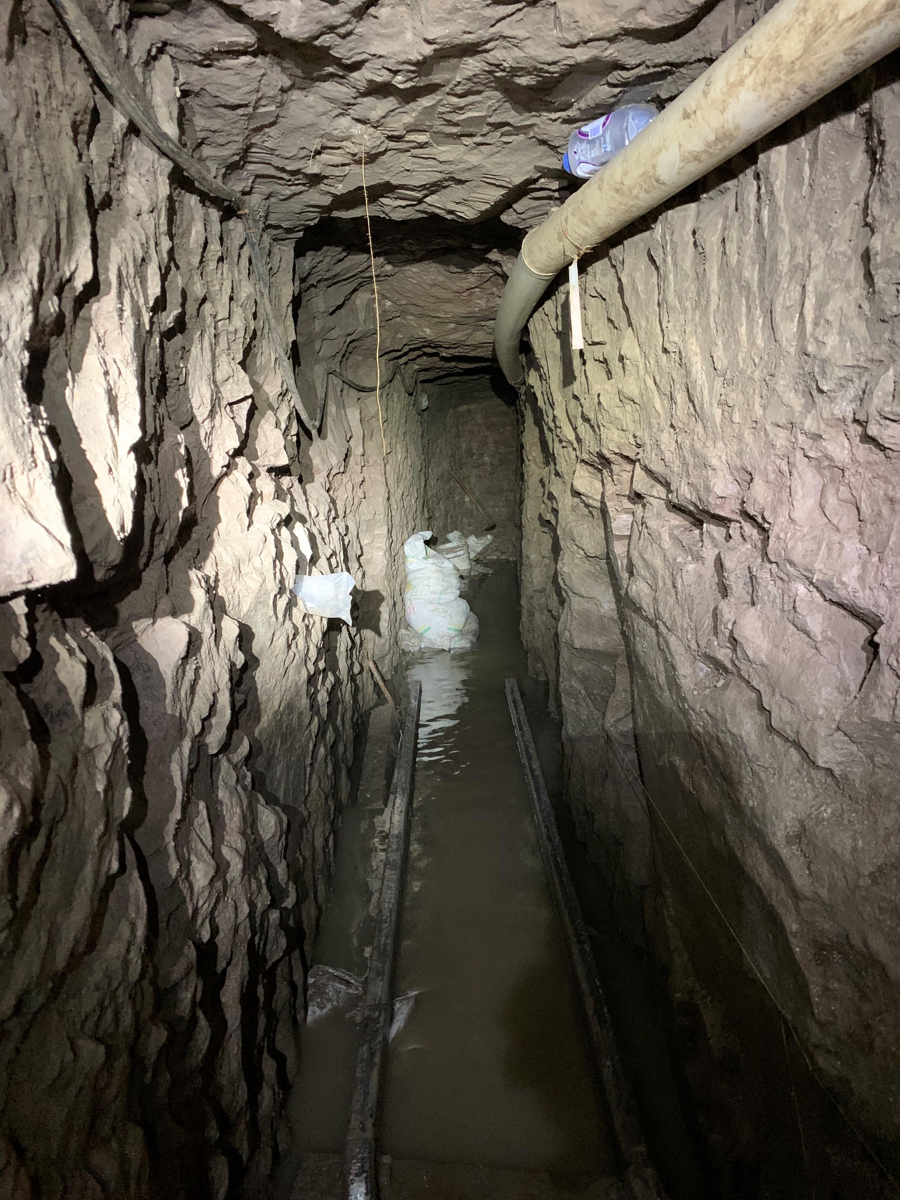 Photograph of an incomplete end spur of the San Diego tunnel.