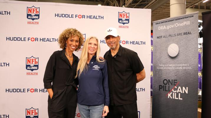 DEA Phoenix Special Agent in Charge Cheri Oz provided an insightful presentation at the 2025 NFL Alumni Huddle for Health Symposium.