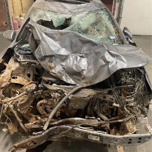 Saint Louis' vehicle following head-on collision