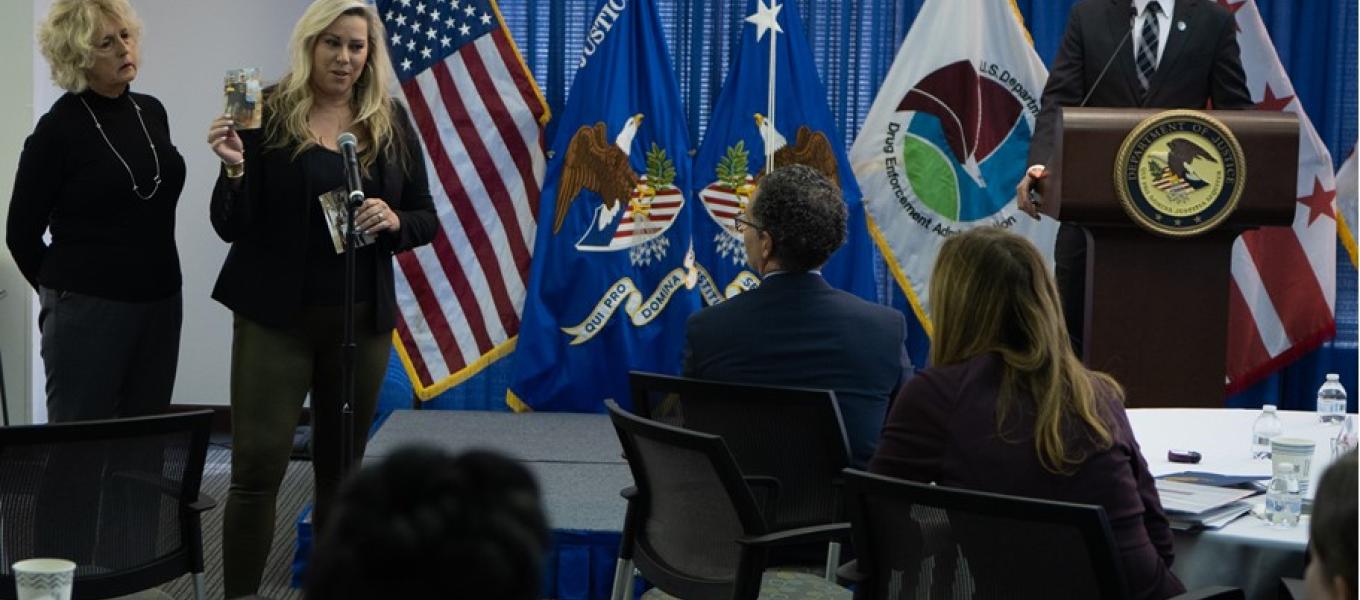 Linda Zebrowski Jill Cichowicz sharing their story during DEA WDO Family Summit Nov 2022