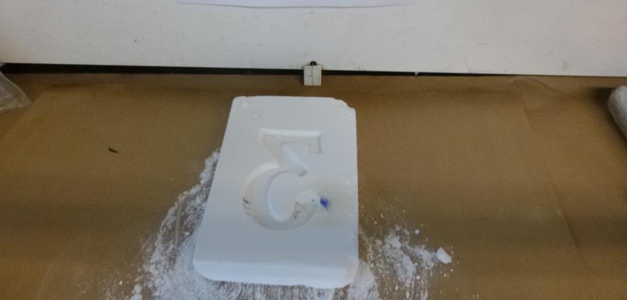 1KG brick of Fentanyl 200mg per ml