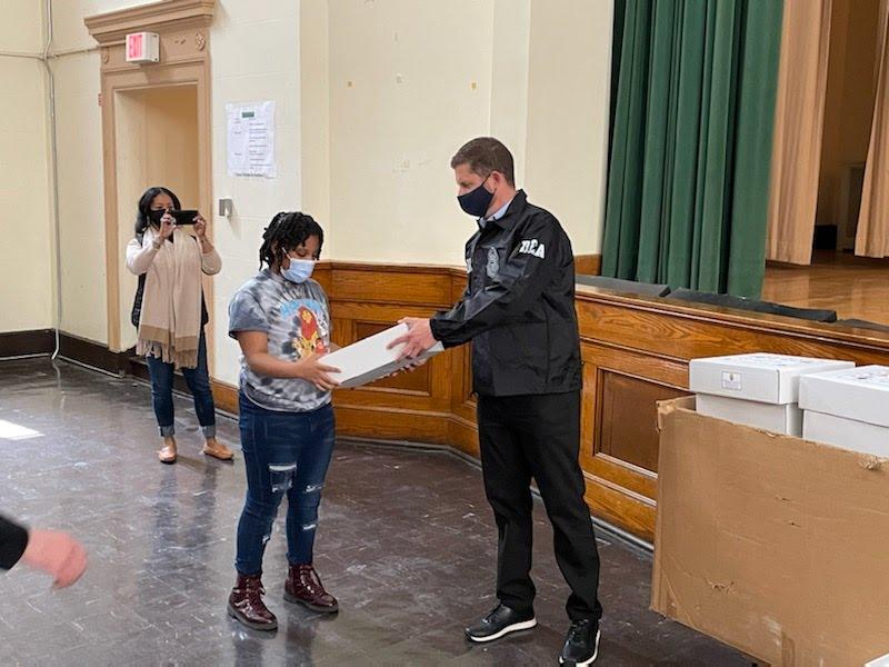 handing certificate to participants
