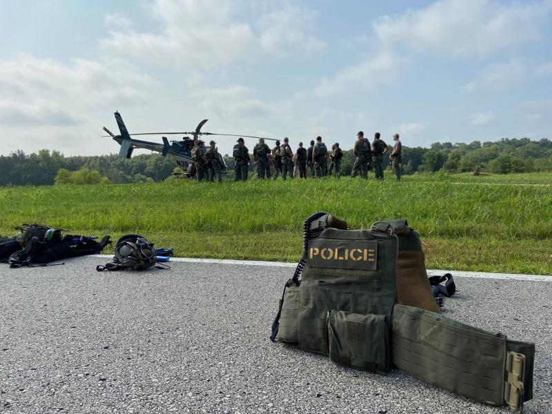 Helo briefing with bags