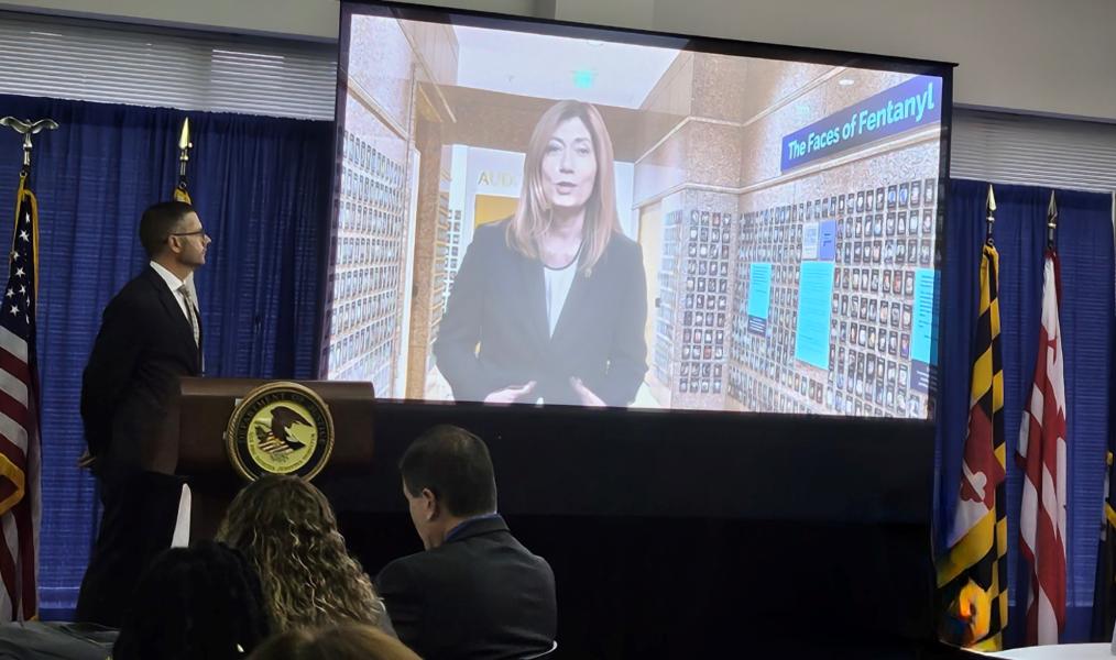 SAC Forget and Administrator Milgram