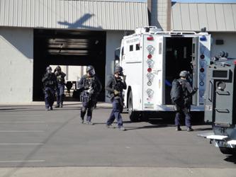 Surprise PD Officer greets driver and his dog in Surprise, AZ